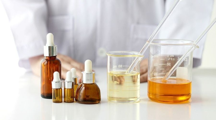 Vai trò của triethanolamine trong mỹ phẩm