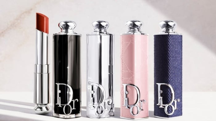   Đồ makeup cơ bản gồm những gì