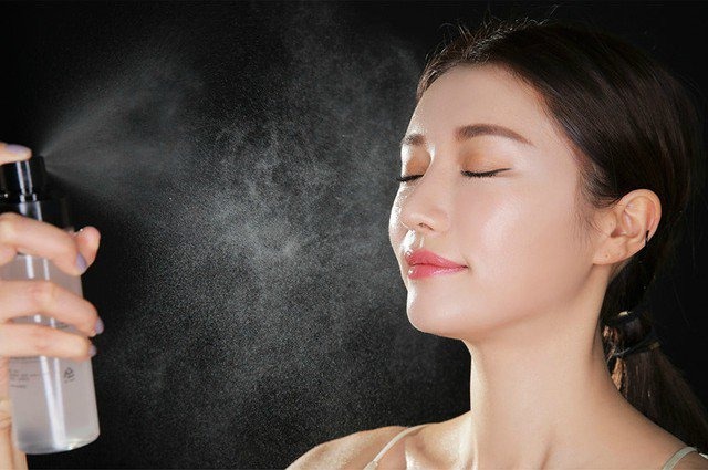 Các bước trang điểm với đồ makeup cơ bản