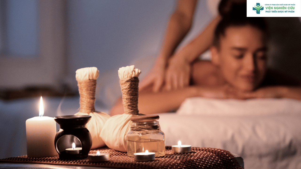 Những sản phẩm gắn liền với massage thảo mộc